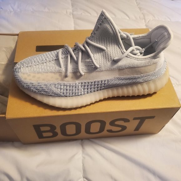 Yeezy Boost 350 V2